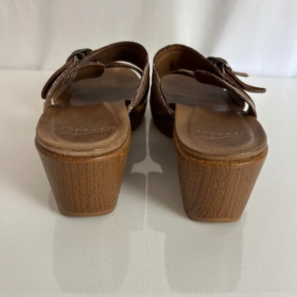 Dansko Women 39 Brown Snake Print Leather Buckle Platform Wedge Slide Sandals